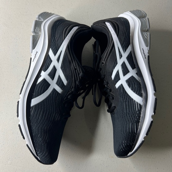 ASICS Women's Gel-Pulse 11 Running
Shoes Sz 10 Wide - Picture 1 of 7